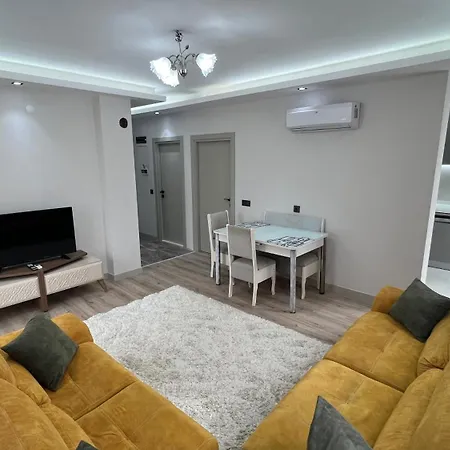 Dueden Selalesine Yakin Sik Genis Ve Rahat Daireler Apartment Antalya