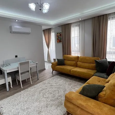Dueden Selalesine Yakin Sik Genis Ve Rahat Daireler Antalya